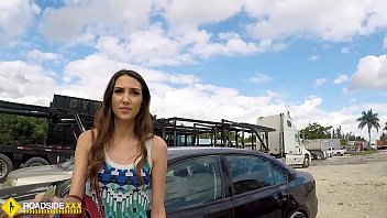 Roadside Spicy Latina Fucks A Big Dick To Free Her Car