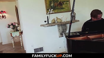 Familyfuckup Com Caucasian Stepdad Bangs His Ebony Step Daughter And Feed Her With Jizz