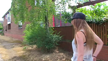 Slutty Girl Show Her Tits And Not Happy Takes A Piss In The Park